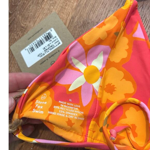 NWT Stone Fox Tropez Bikini Top in Lei Lei Size XL - Picture 5 of 5